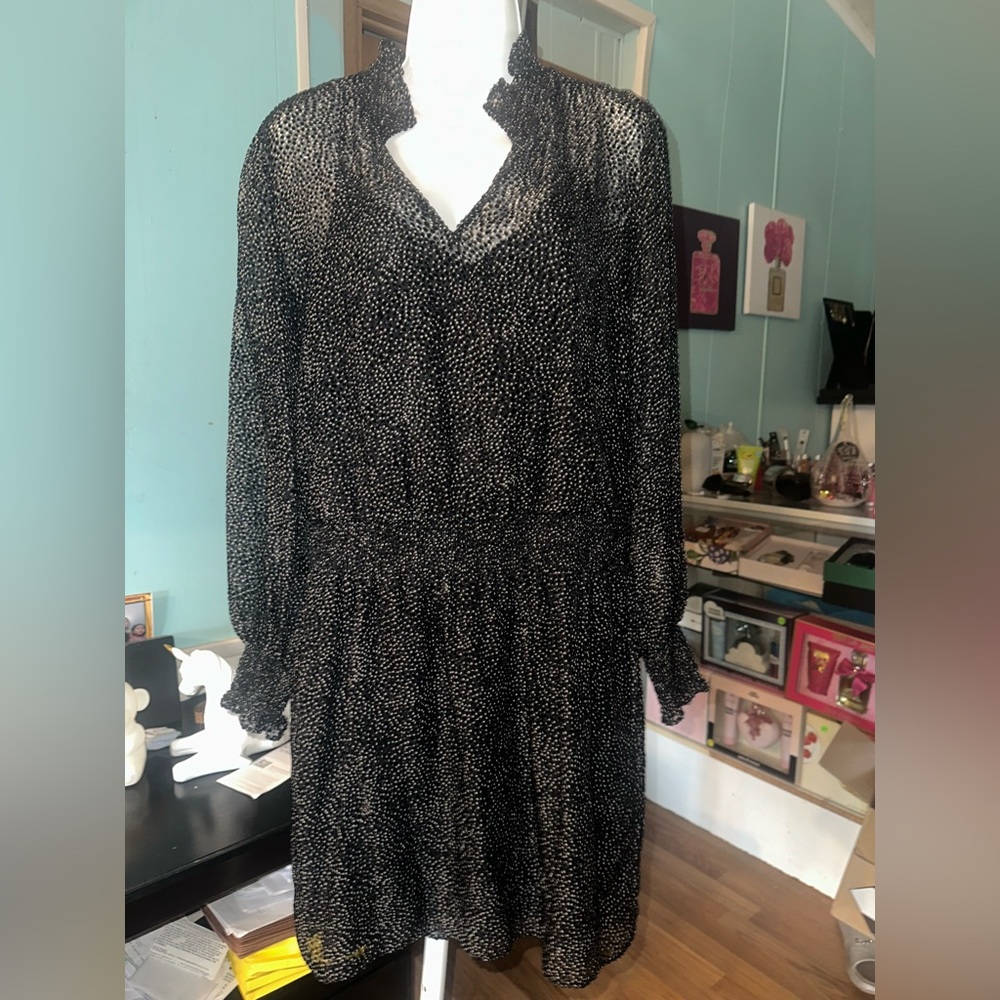 White House Black Market Black and White Long Sleeve Dress